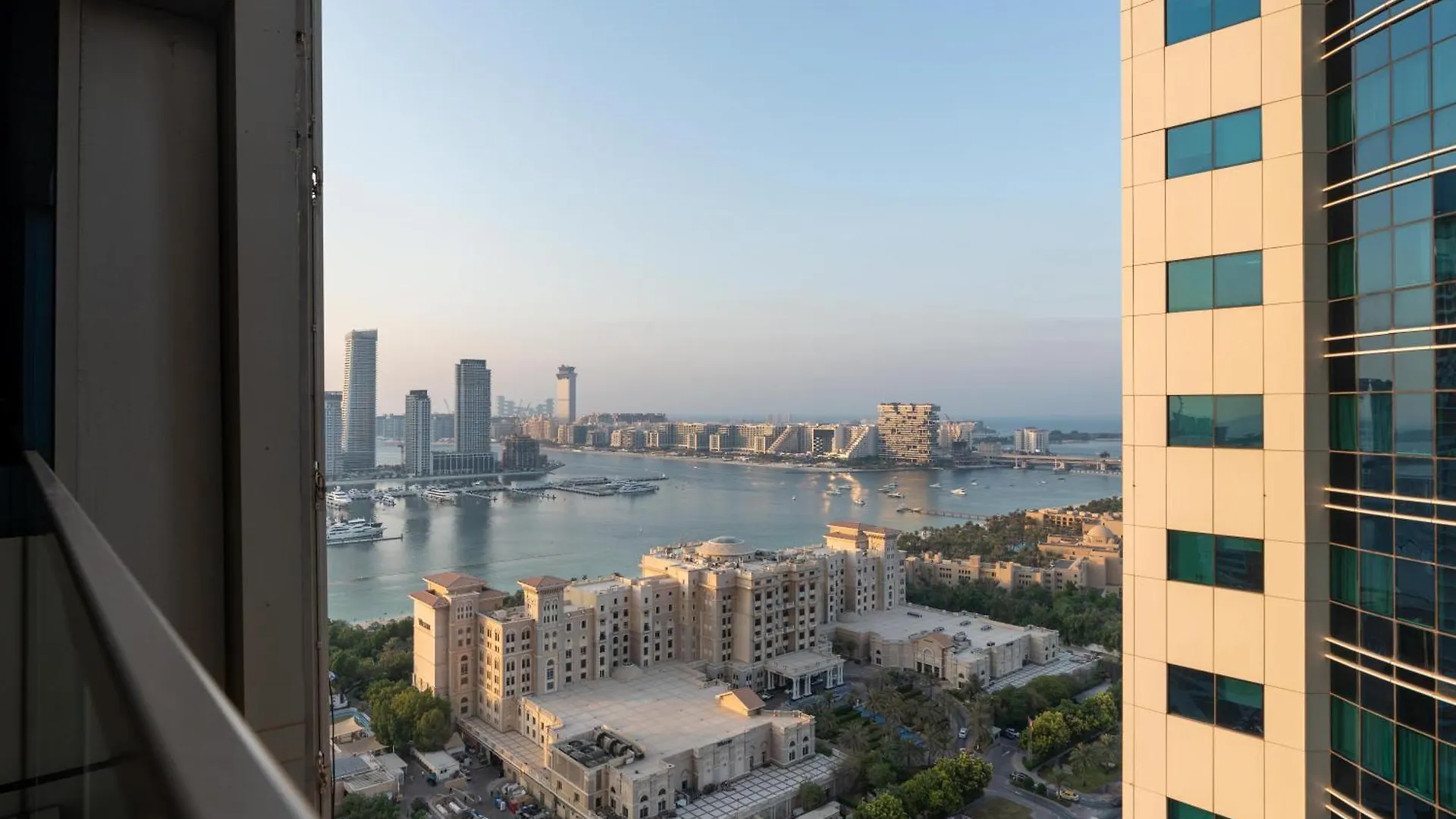 Apartment Ultimate Stay Spacious 1Br Sea View Great Location In Dubai Marina