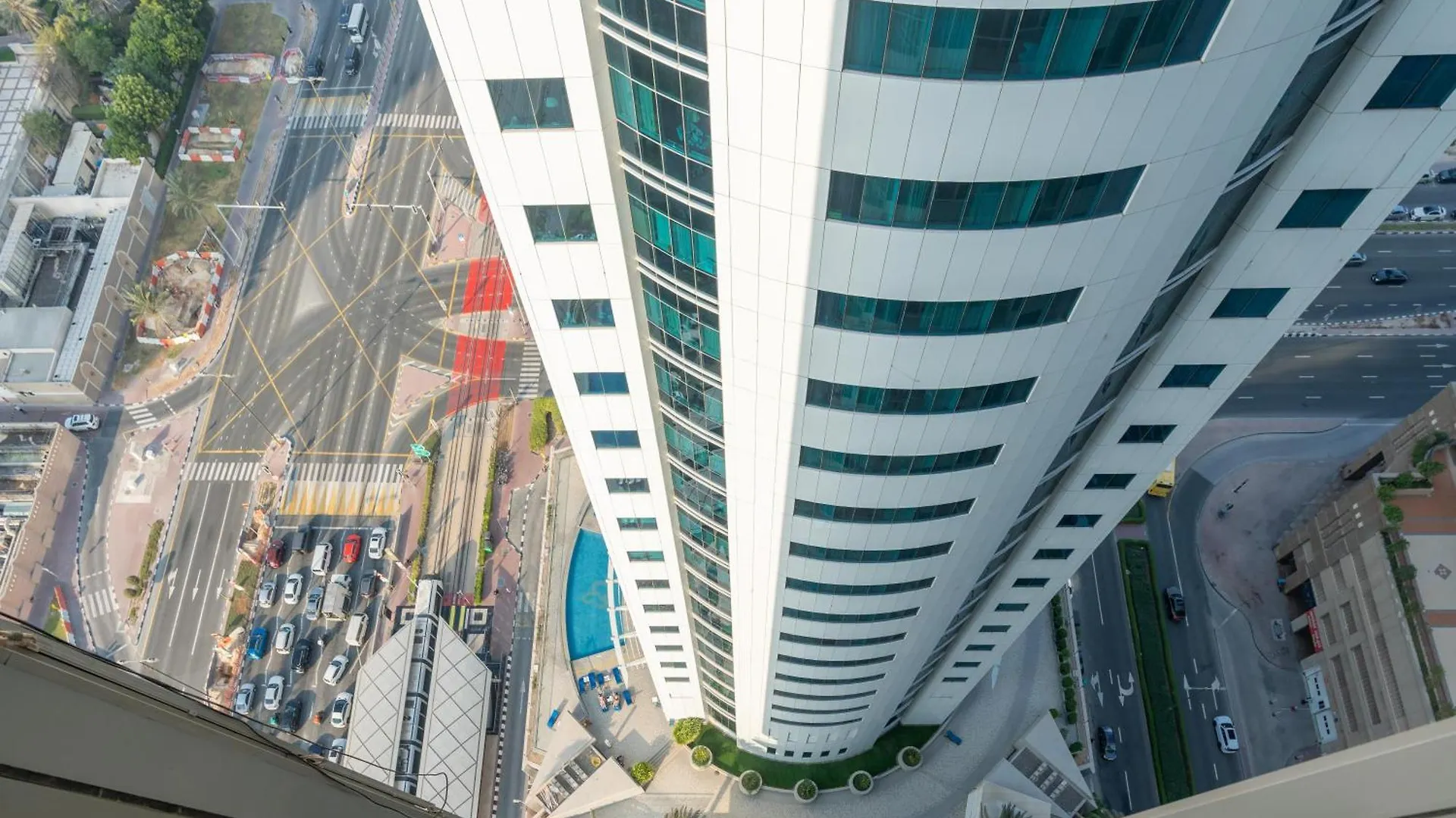 Ultimate Stay Spacious 1Br Sea View Great Location In Dubai Marina Apartment